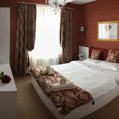 Golden House * Варна