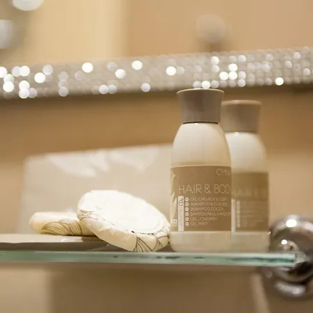 Golden House Апартаменты